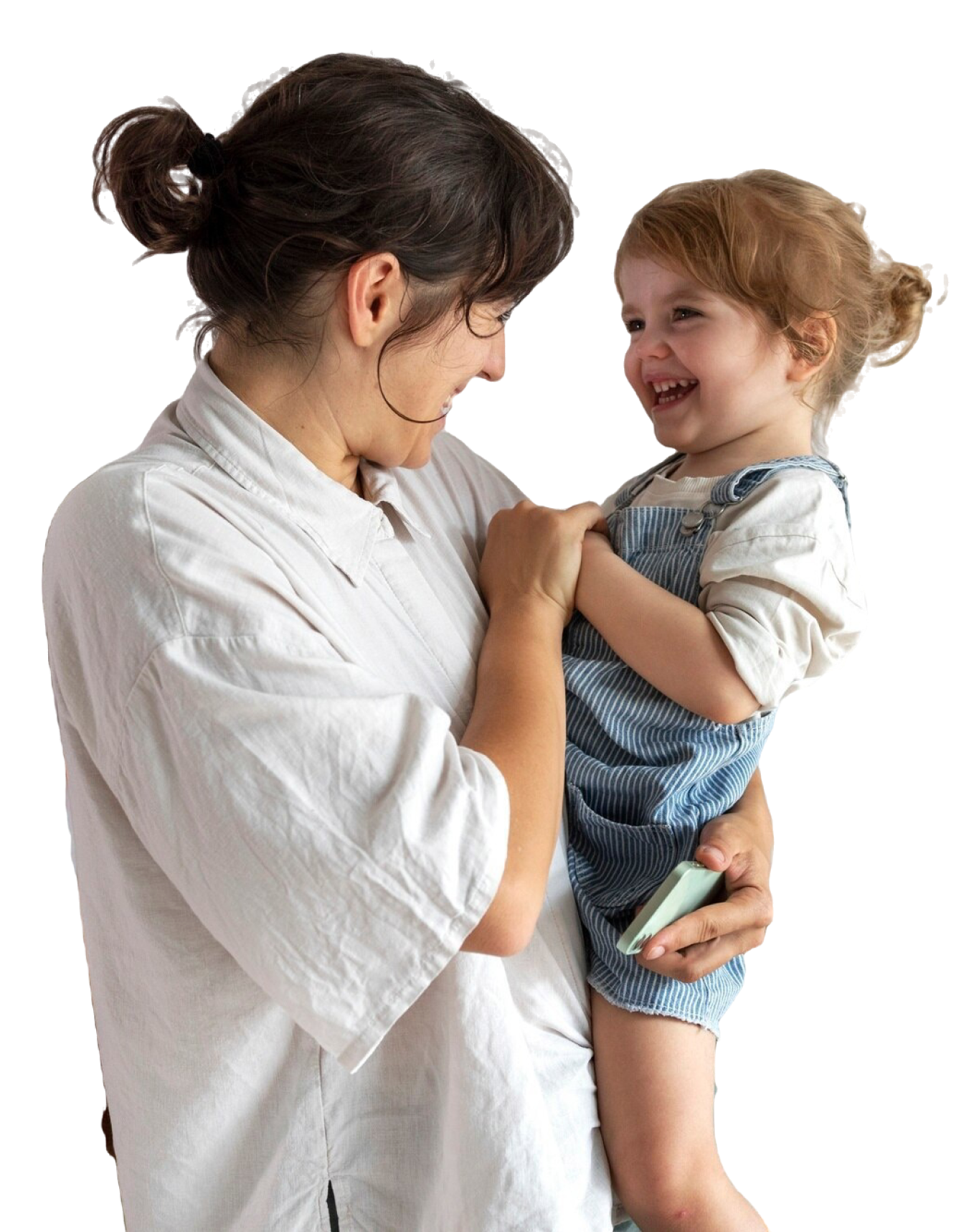 um bêbê com sua mãe